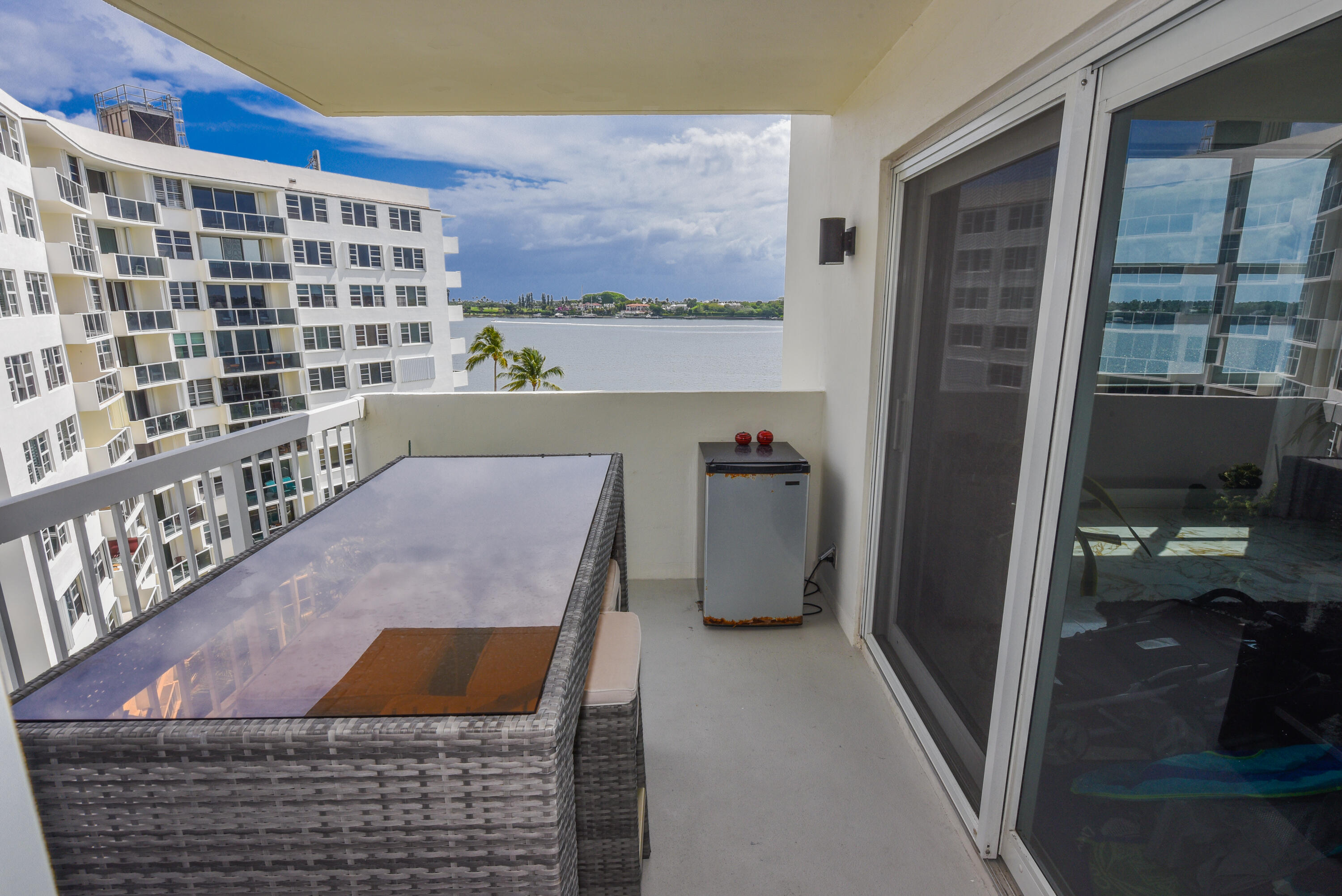 PORTOFINO CONDO PT OF LTS 15 AND 16,JARVIS PAR - Residential Lease
