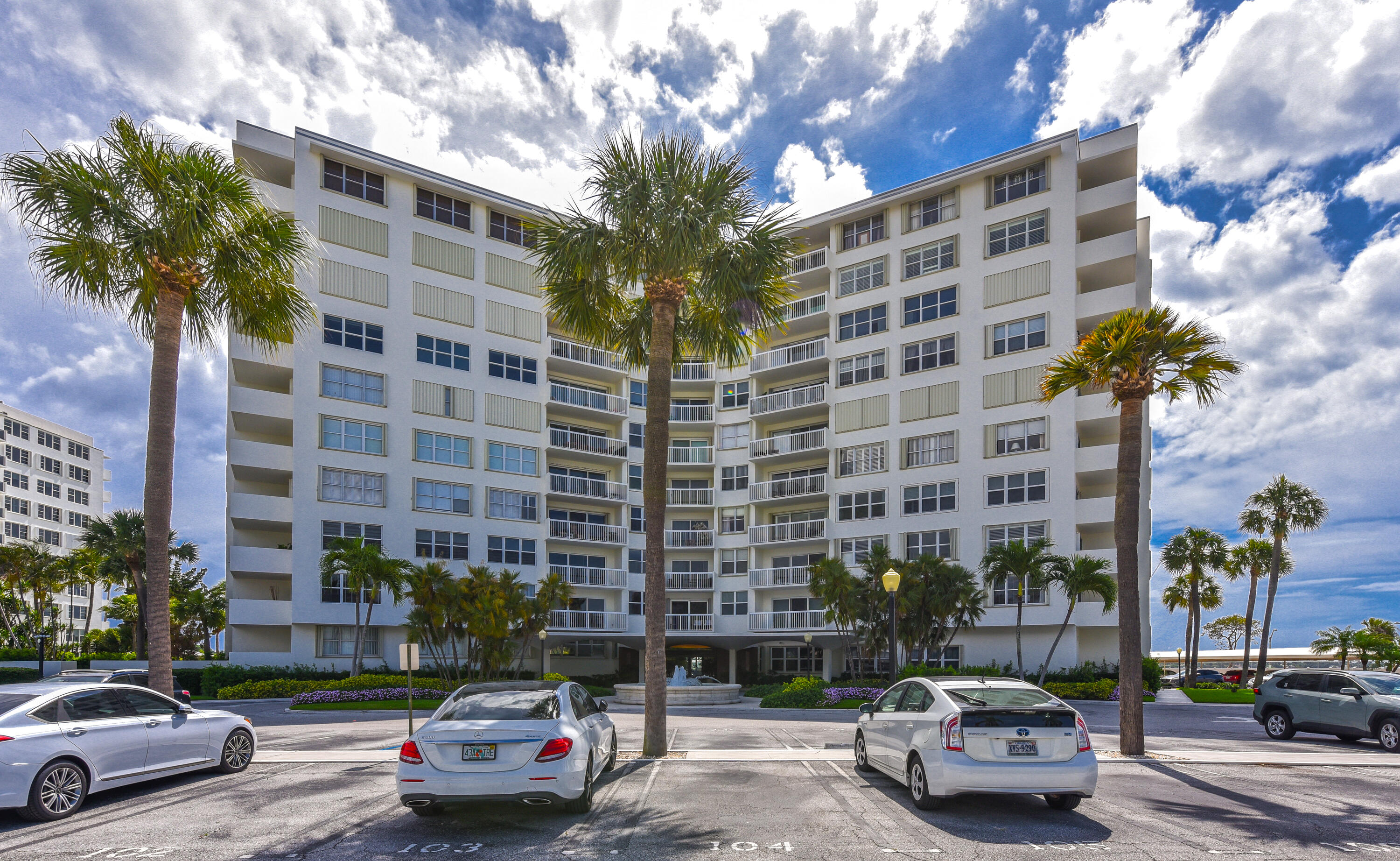 PORTOFINO CONDO PT OF LTS 15 AND 16,JARVIS PAR - Residential Lease