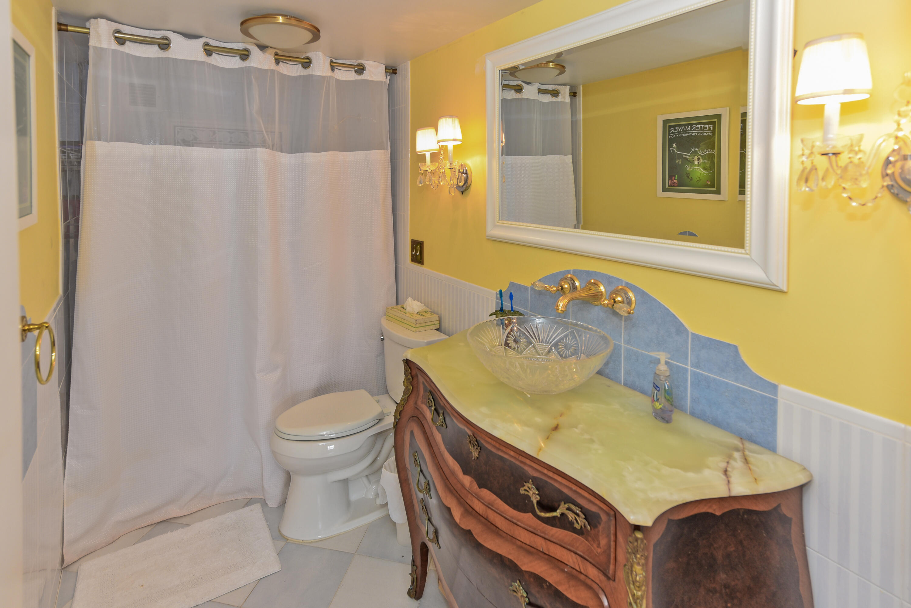 PORTOFINO CONDO PT OF LTS 15 AND 16,JARVIS PAR - Residential Lease