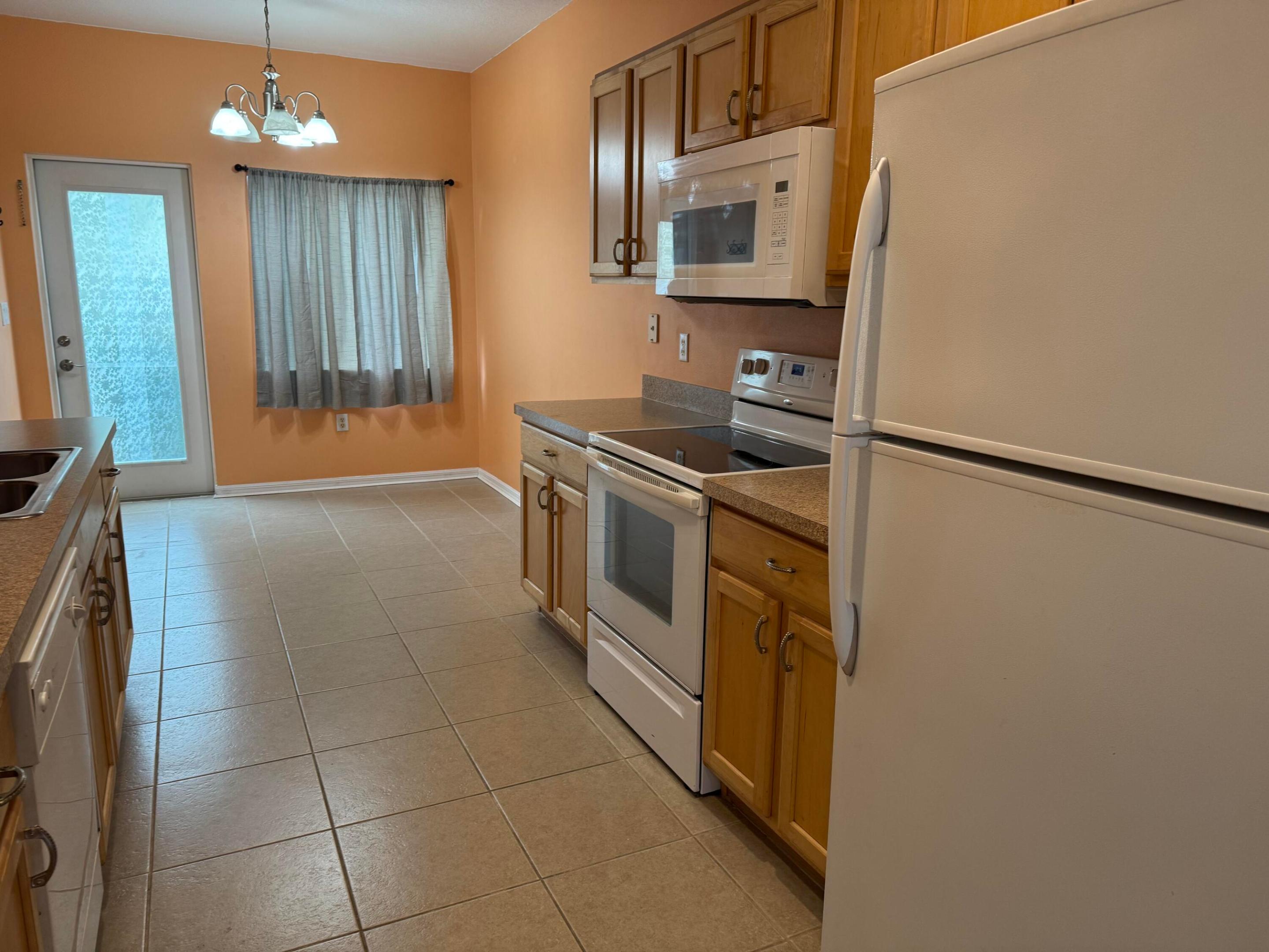 EAST LAKE VILLAGE NO 2 - Residential Lease