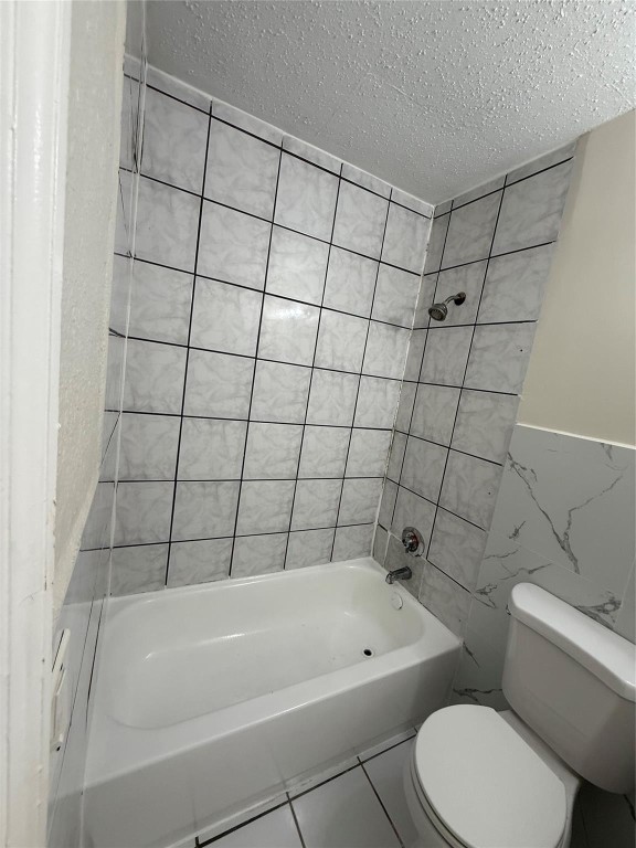 College Tr 19-9 B - Residential Lease