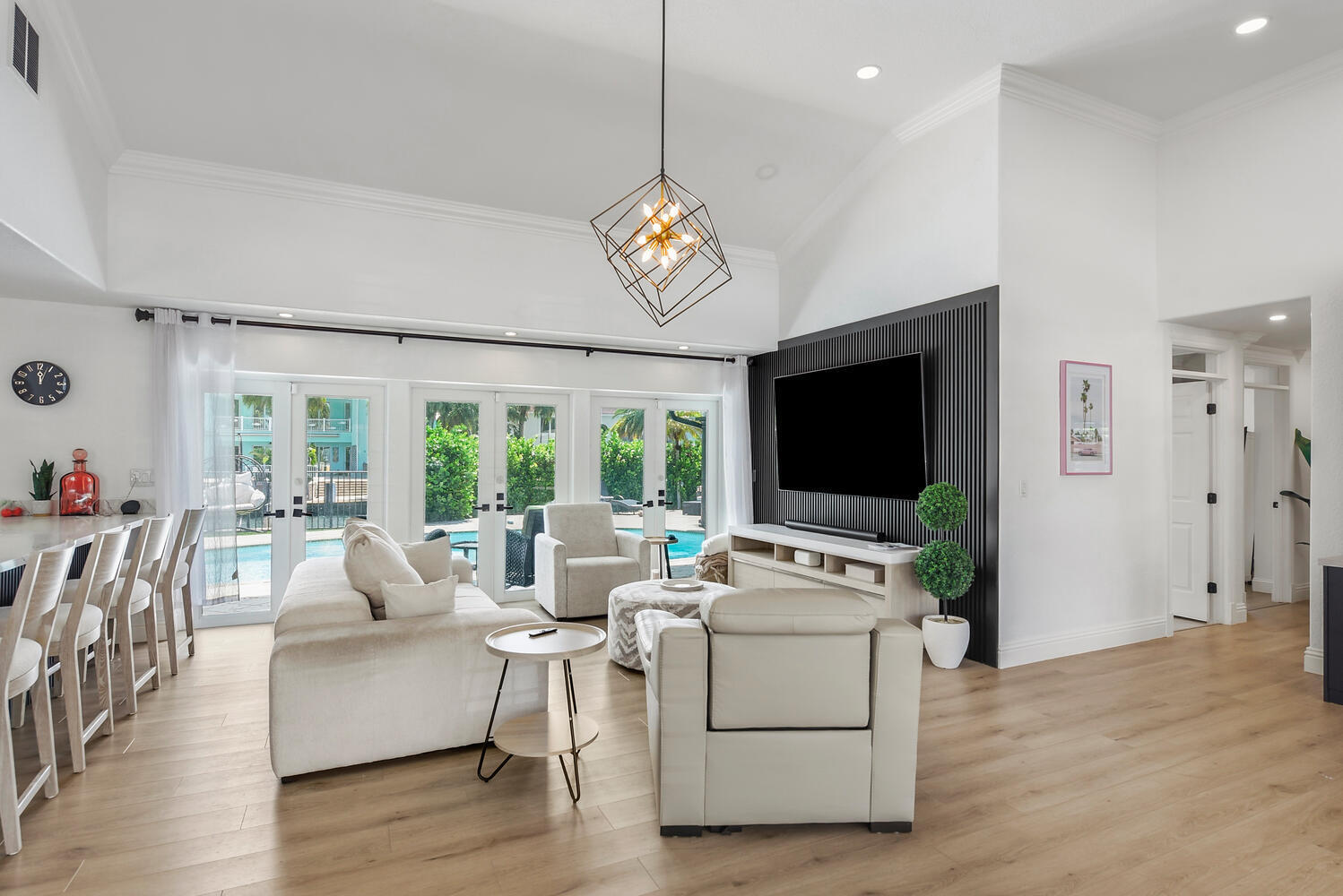 VENETIAN ISLES 2ND SEC - Residential