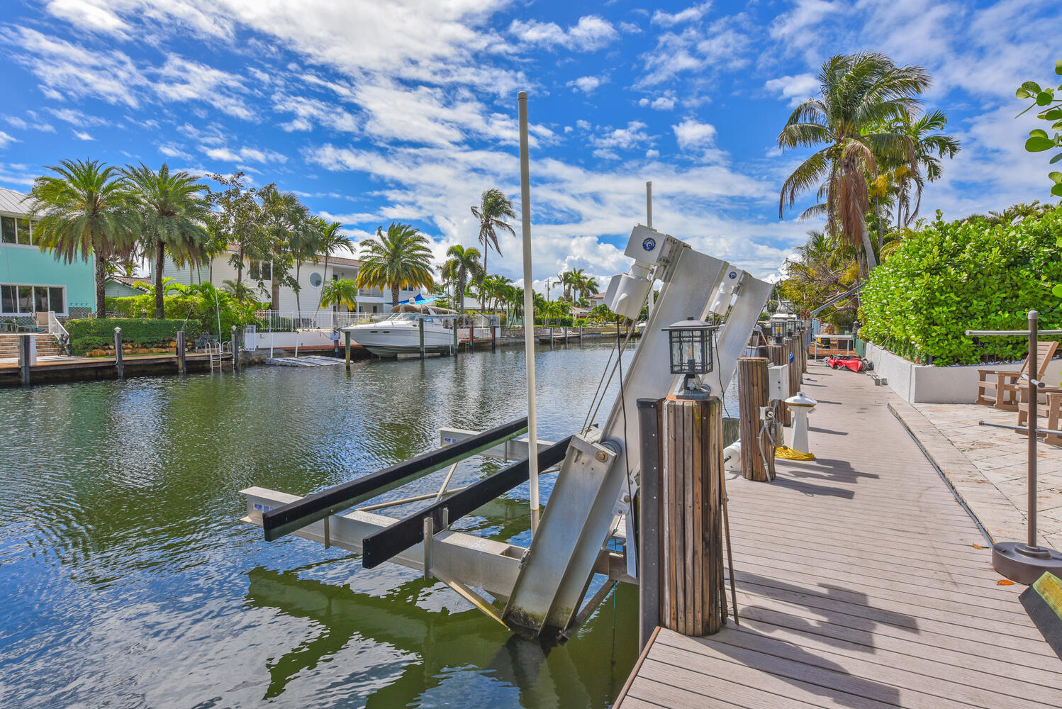 VENETIAN ISLES 2ND SEC - Residential