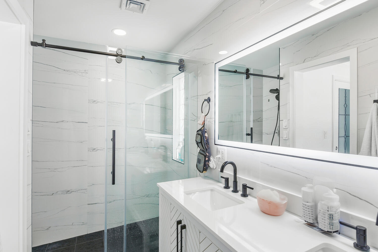 VENETIAN ISLES 2ND SEC - Residential