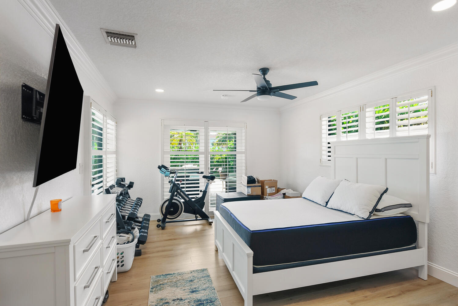 VENETIAN ISLES 2ND SEC - Residential