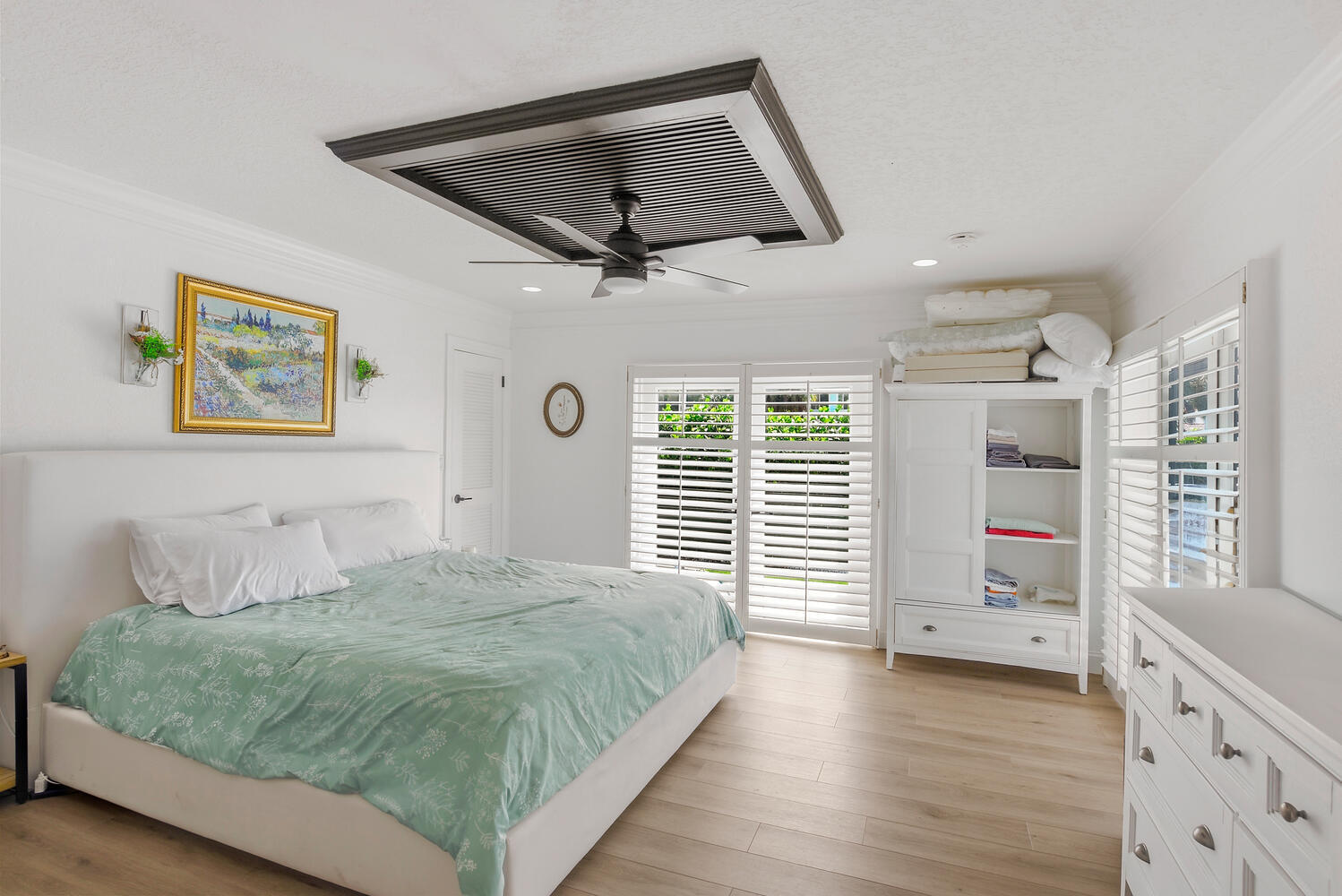 VENETIAN ISLES 2ND SEC - Residential