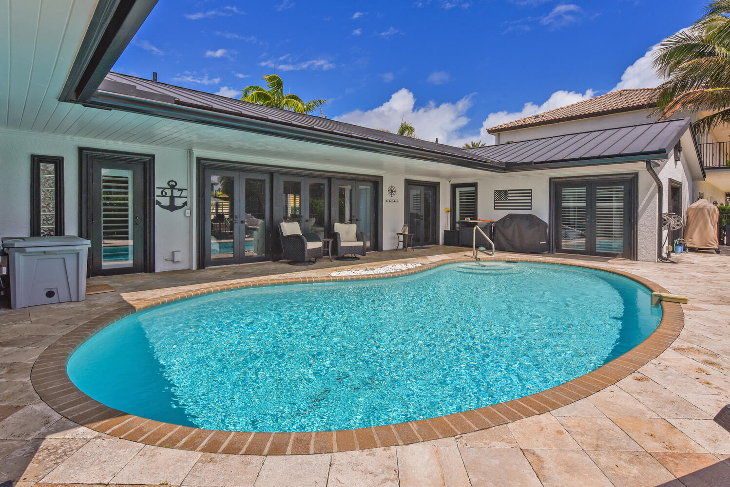 VENETIAN ISLES 2ND SEC - Residential