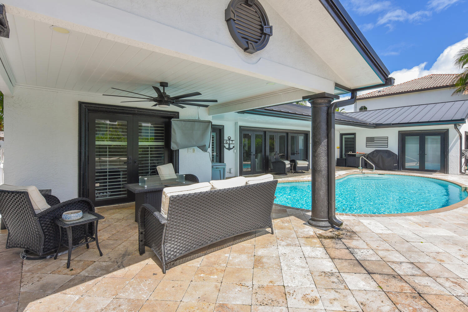 VENETIAN ISLES 2ND SEC - Residential