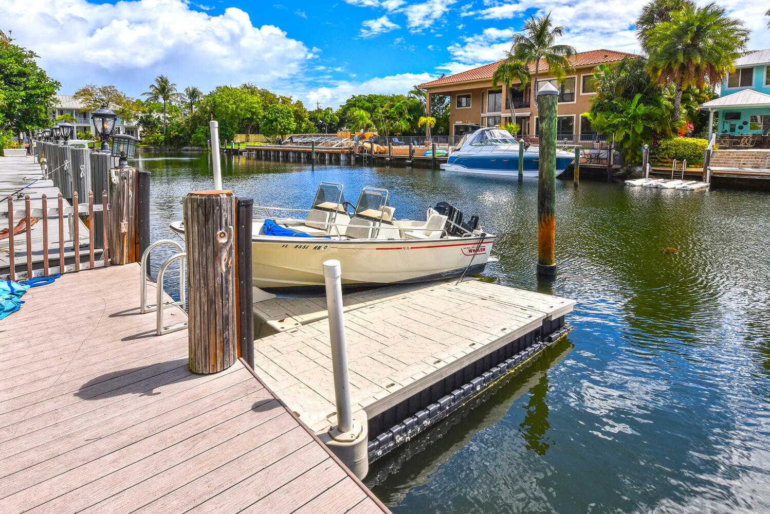 VENETIAN ISLES 2ND SEC - Residential