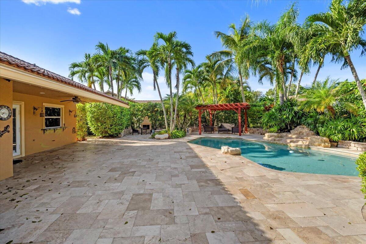 PINE RIDGE - Residential