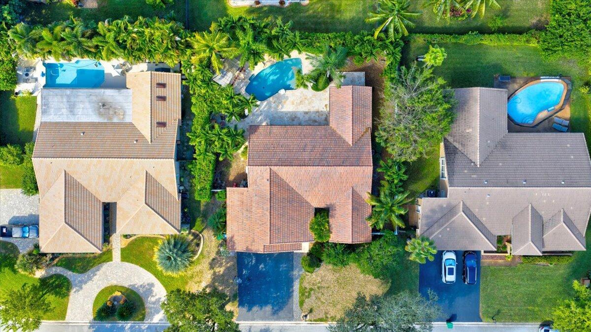 PINE RIDGE - Residential