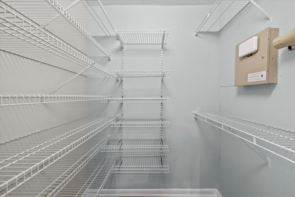 PINE RIDGE - Residential