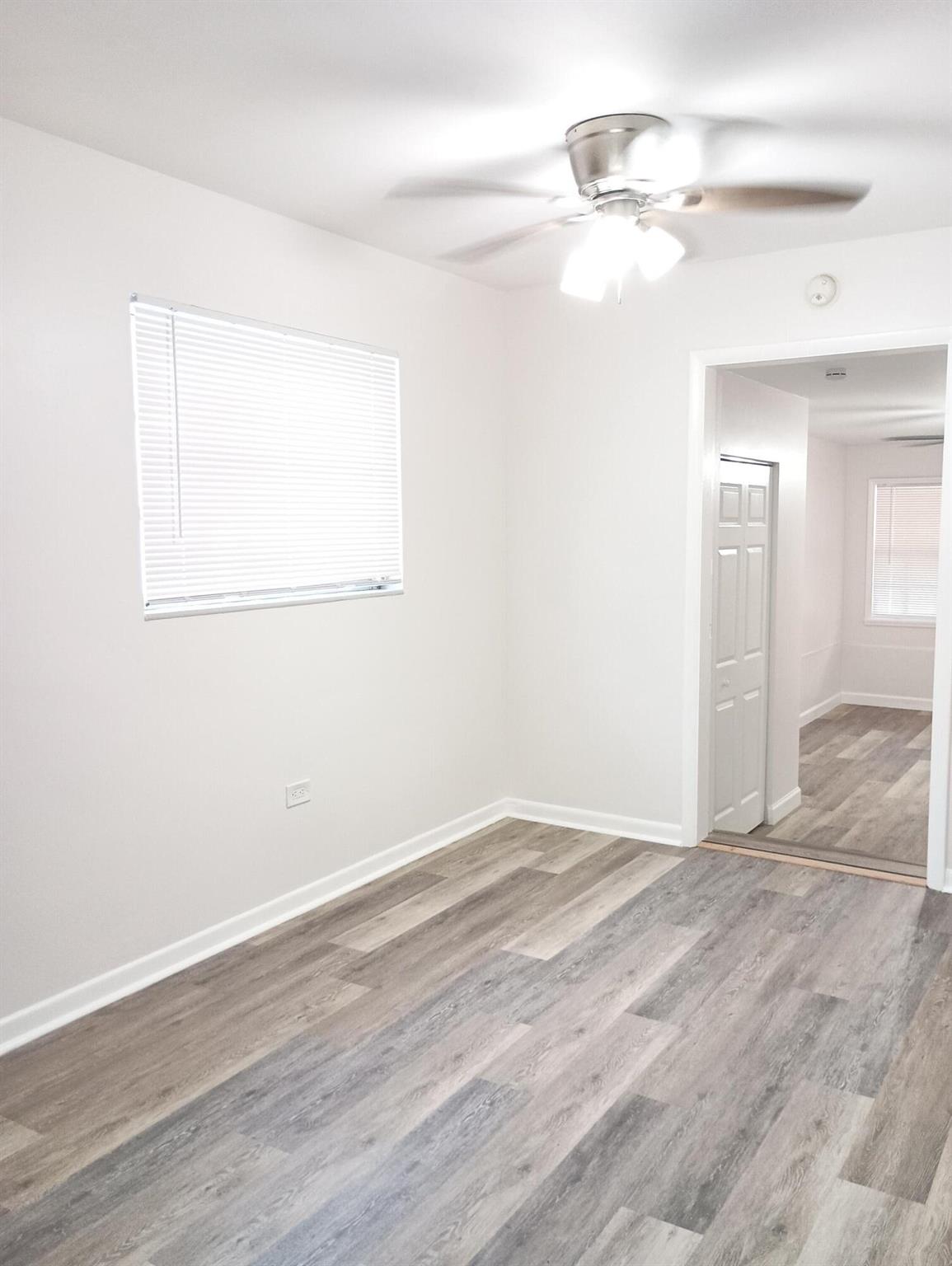 LAKE WORTH TOWN OF - Residential Lease