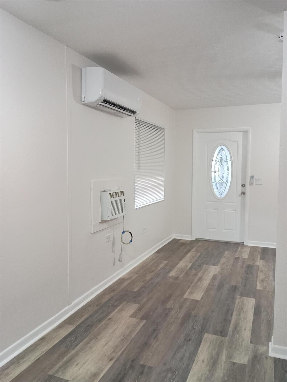 LAKE WORTH TOWN OF - Residential Lease