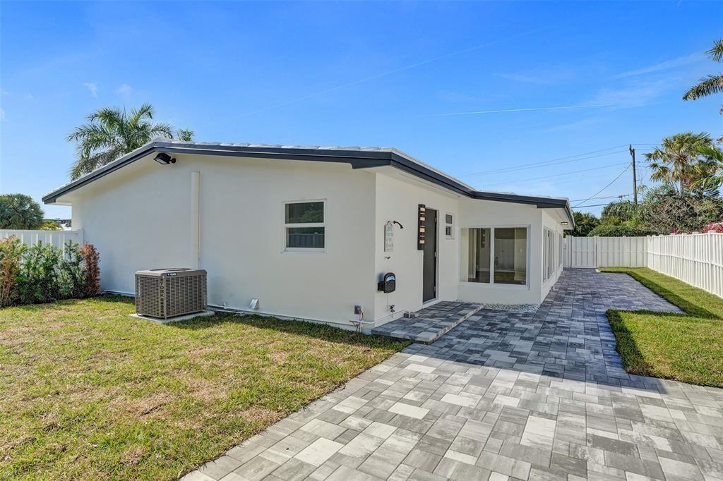Silver Shores - Residential