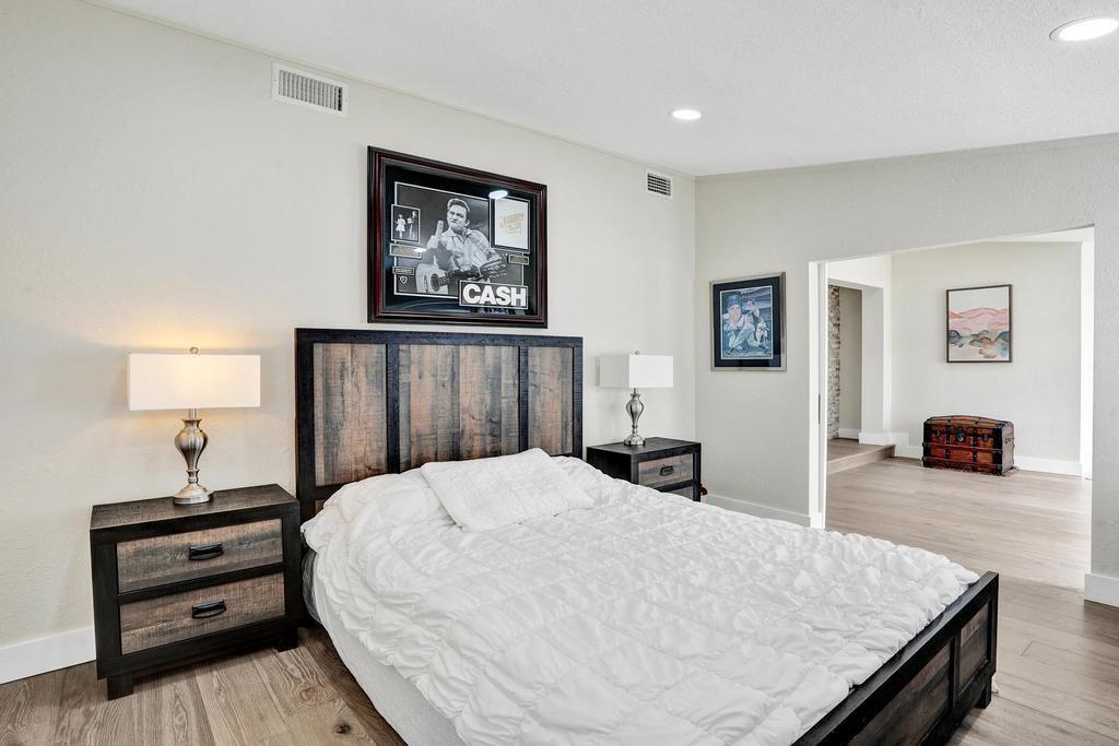 Silver Shores - Residential