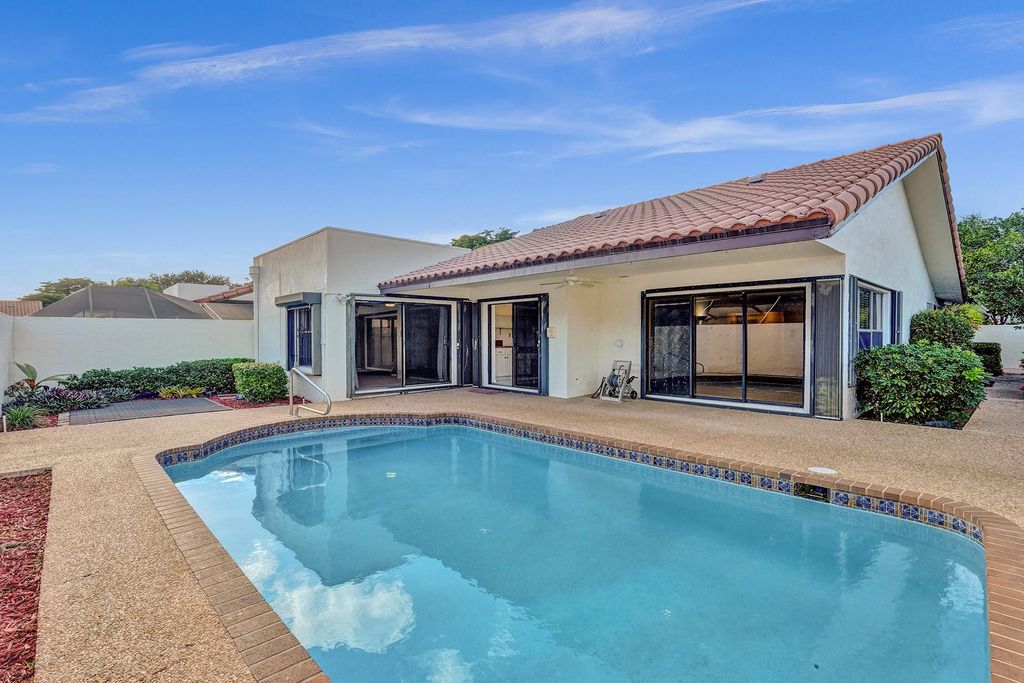 Photo of 21349 Placida Ter, Boca Raton, FL 33433 (MLS # F10527548)