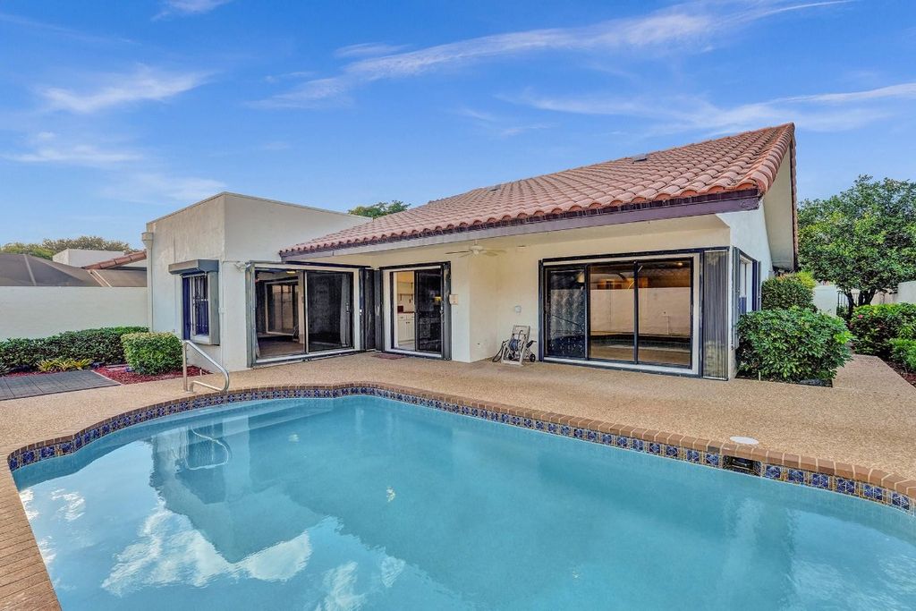 Photo of 21349 Placida Ter, Boca Raton, FL 33433 (MLS # F10527548)