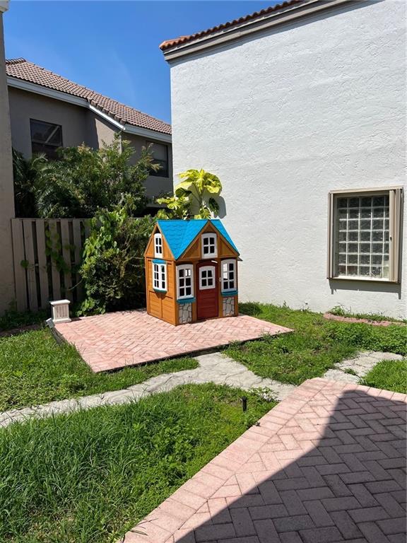 Minto Plantation 1 135-35 - Residential