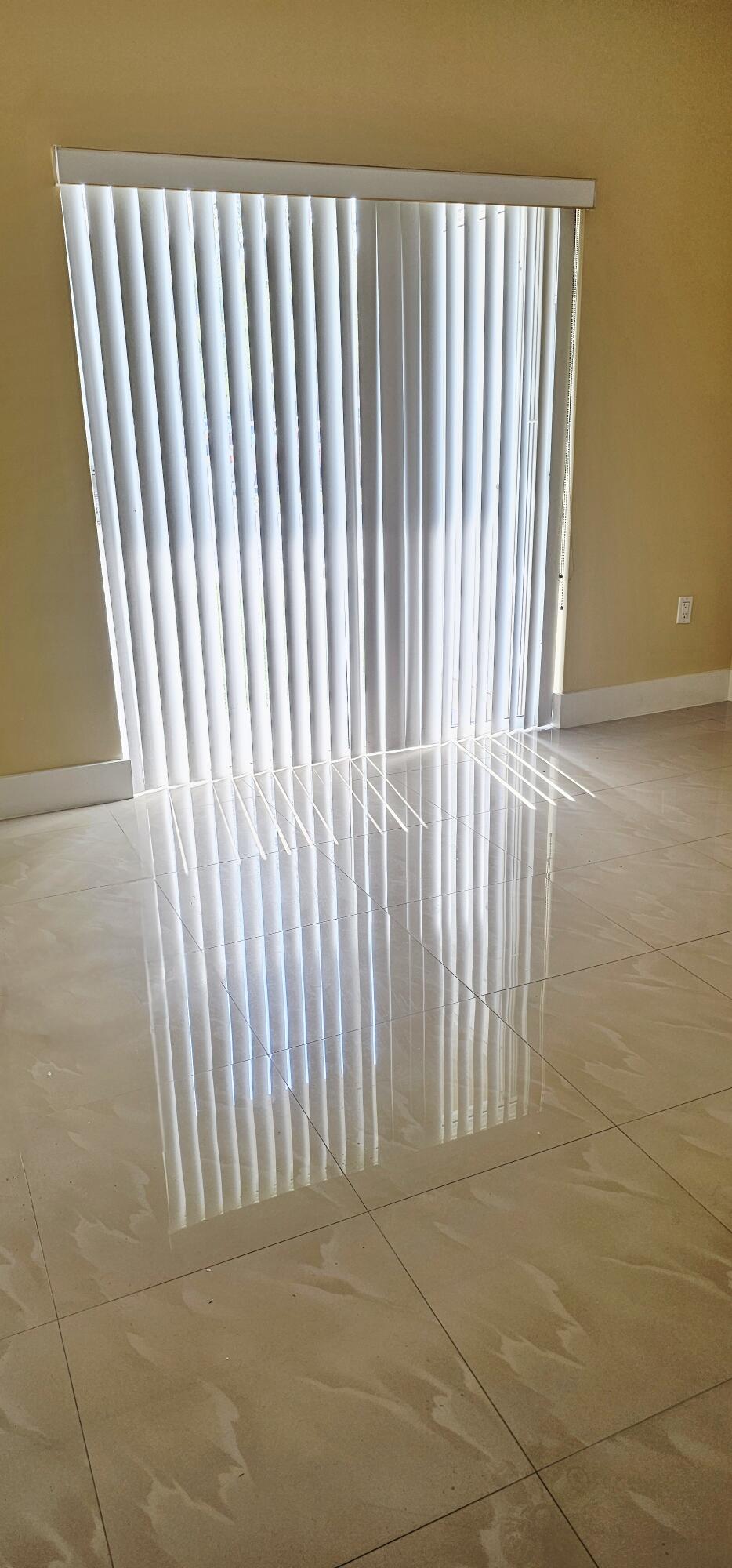 REFLECTIONS AT PEMBROKE PINES - Residential Lease