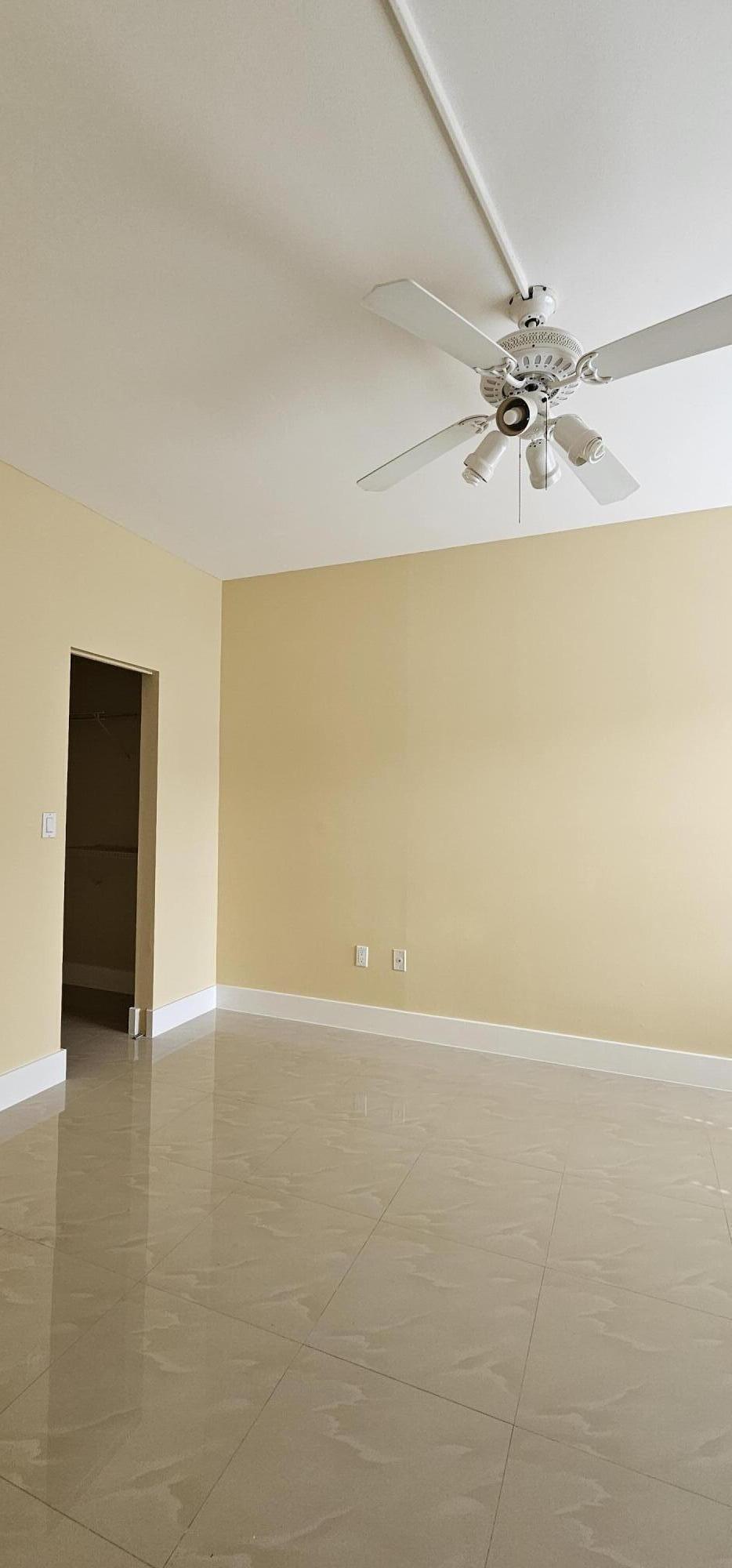 REFLECTIONS AT PEMBROKE PINES - Residential Lease