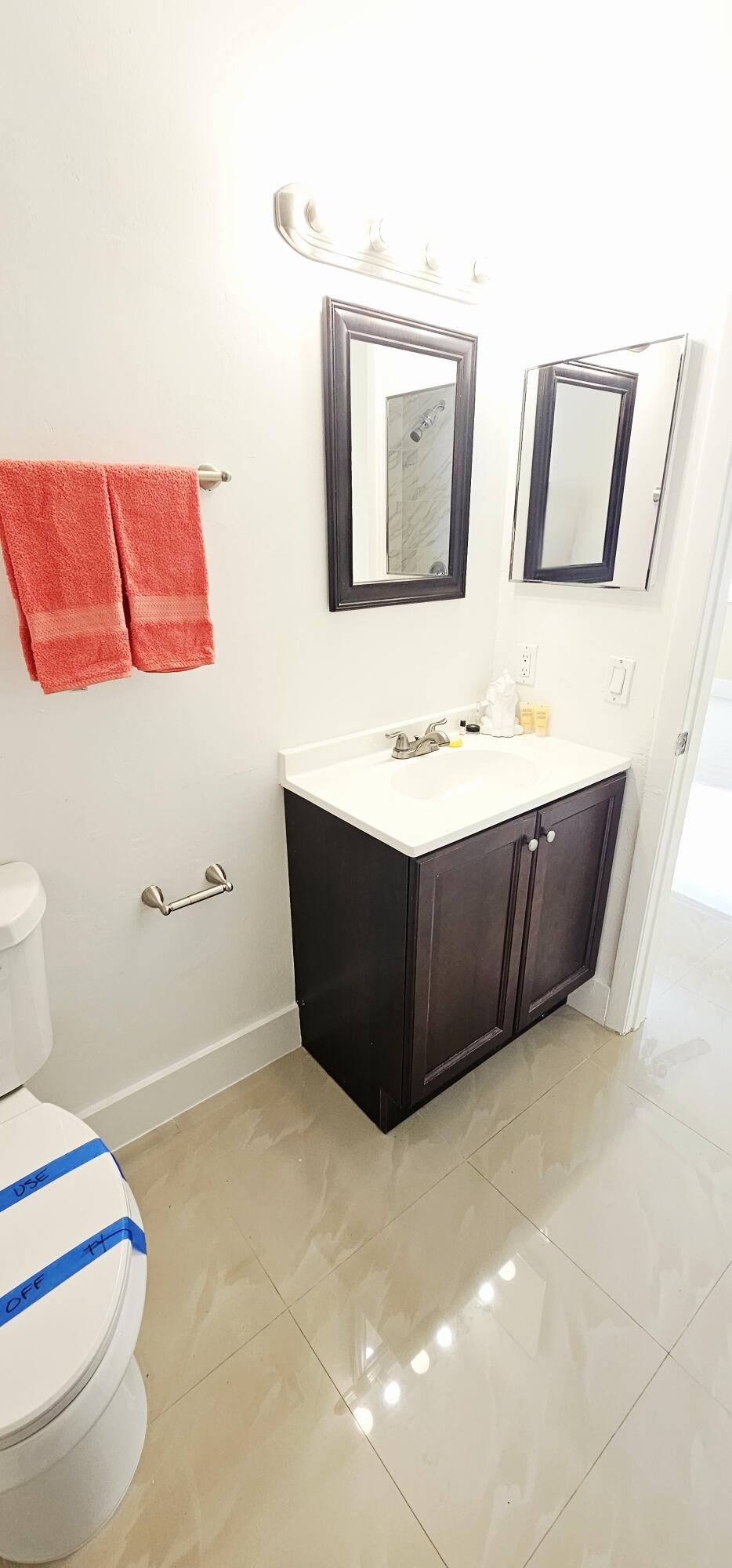 REFLECTIONS AT PEMBROKE PINES - Residential Lease