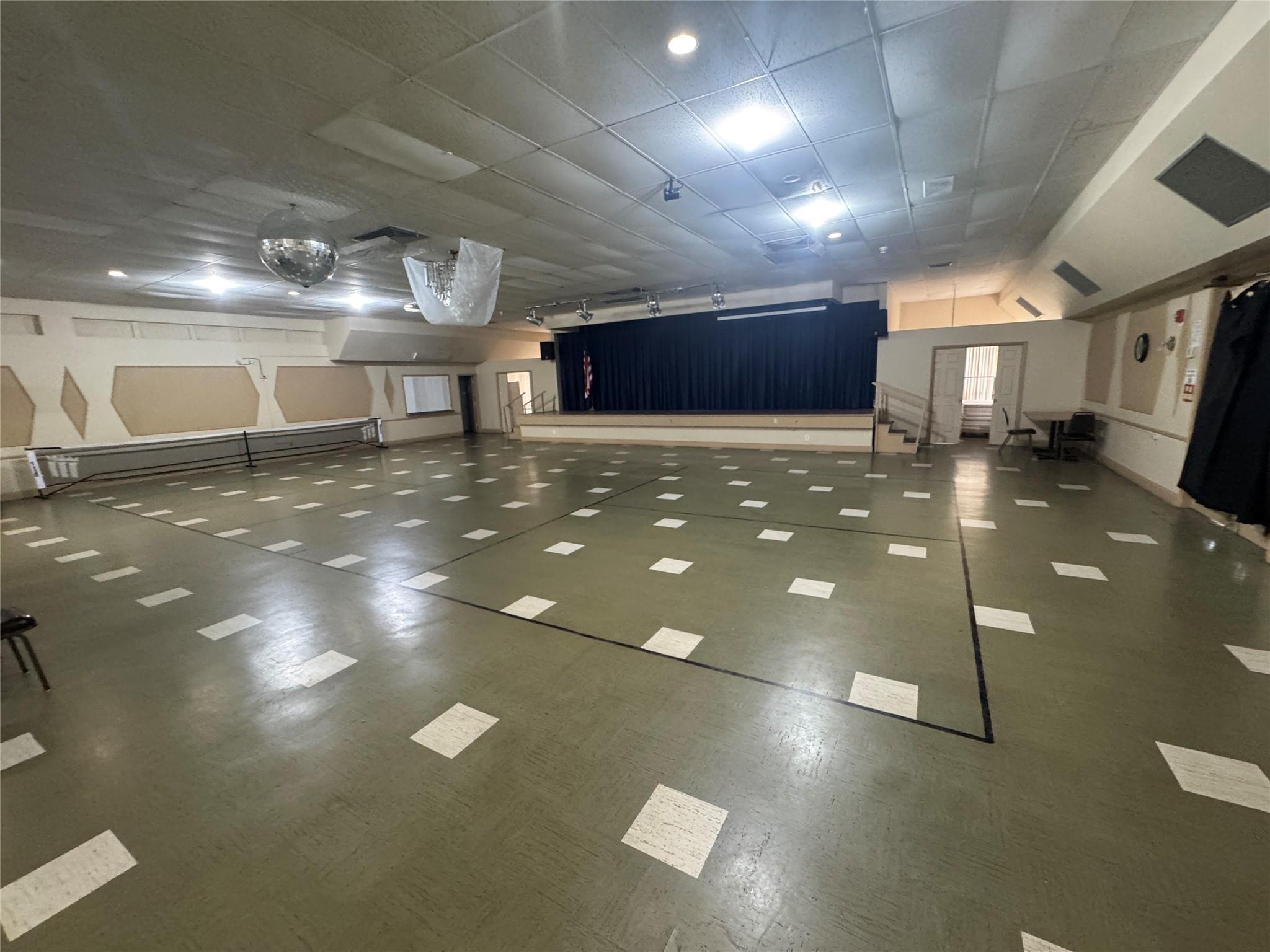 Mar-Len Gardens - Residential