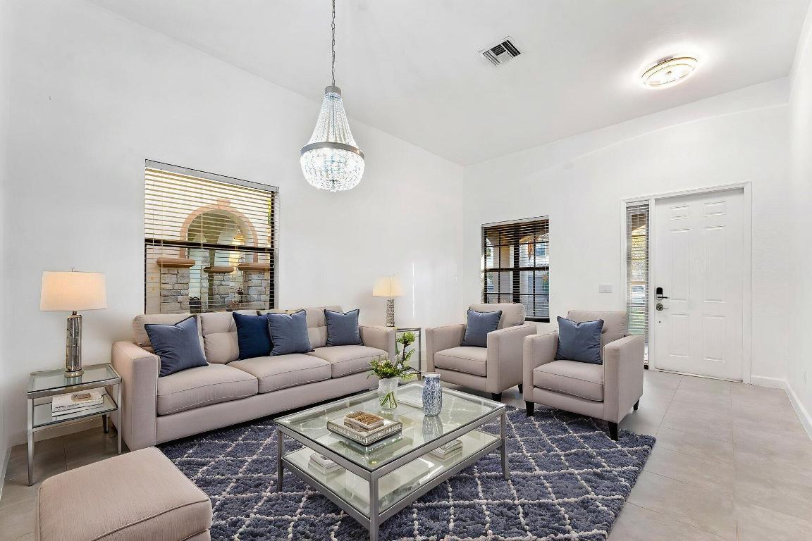 ASPEN GLEN PUD - Residential Lease