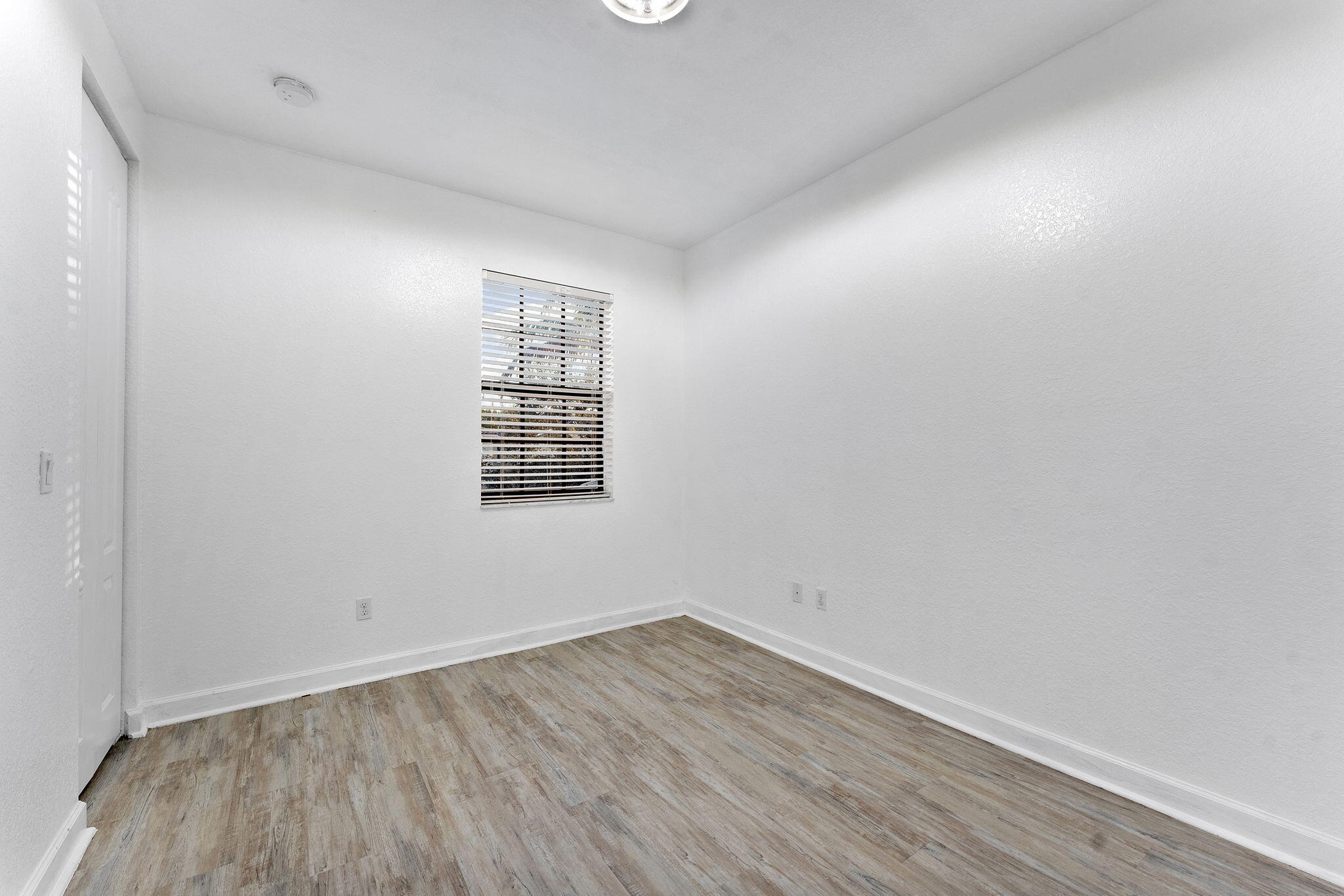 ASPEN GLEN PUD - Residential Lease