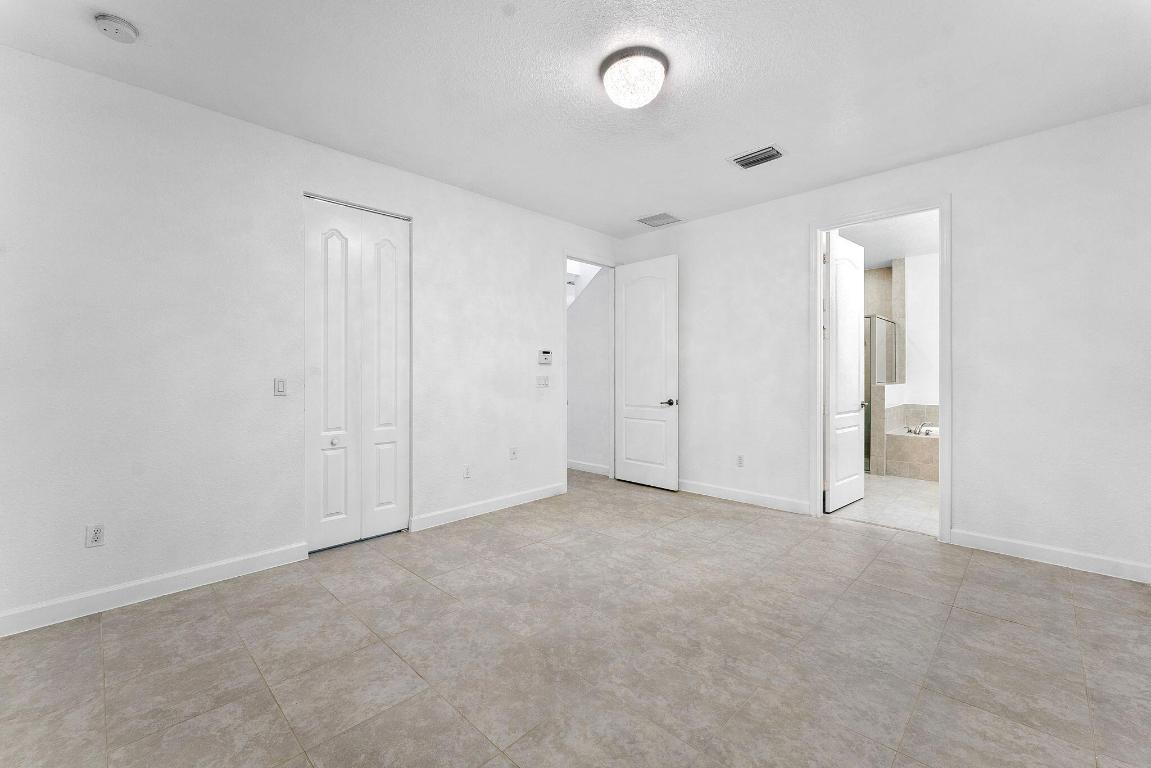 ASPEN GLEN PUD - Residential Lease