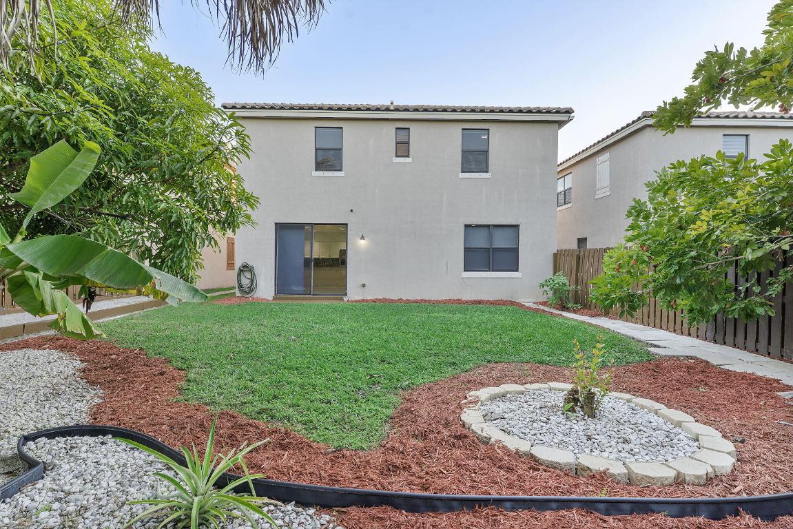 ASPEN GLEN PUD - Residential Lease