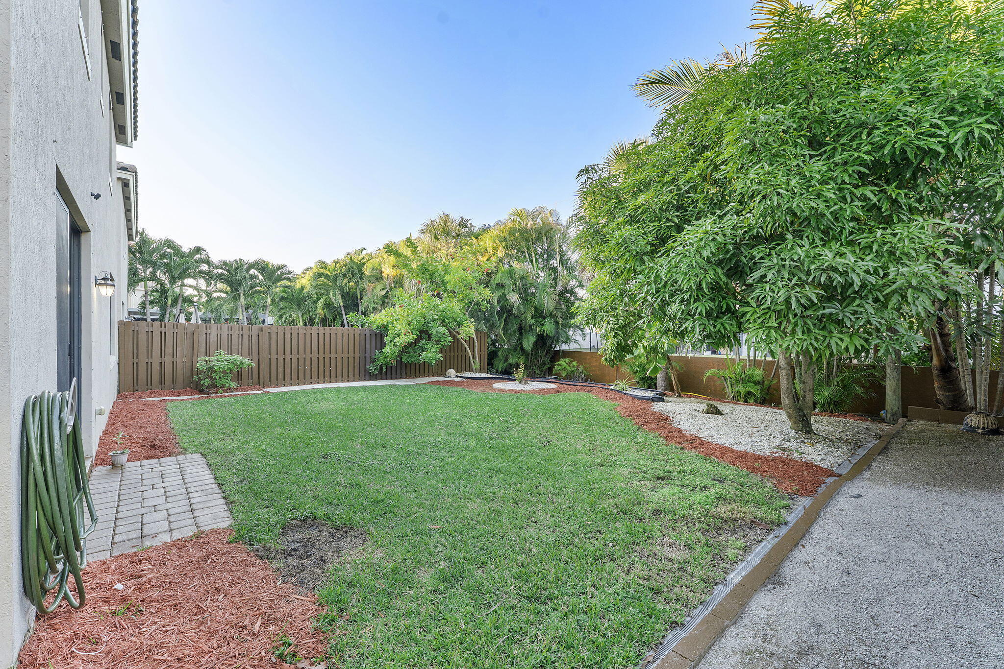 ASPEN GLEN PUD - Residential Lease