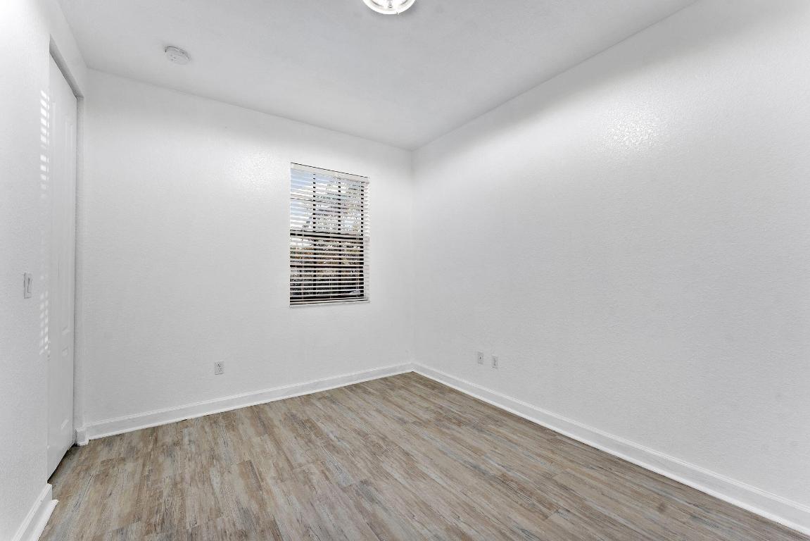 ASPEN GLEN PUD - Residential Lease