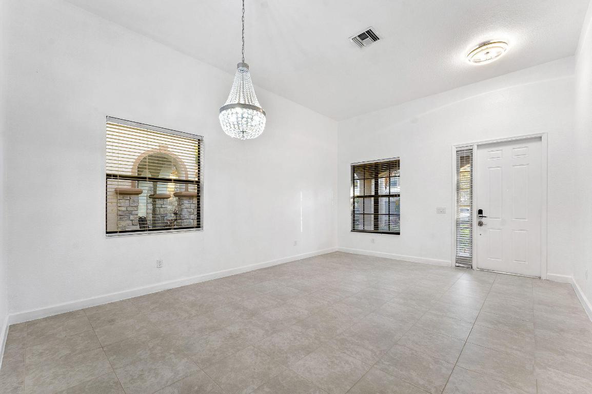 ASPEN GLEN PUD - Residential Lease