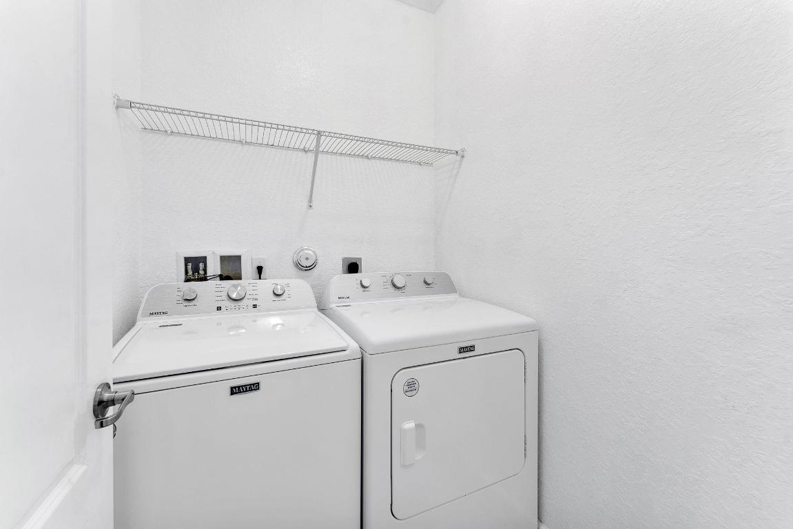 ASPEN GLEN PUD - Residential Lease