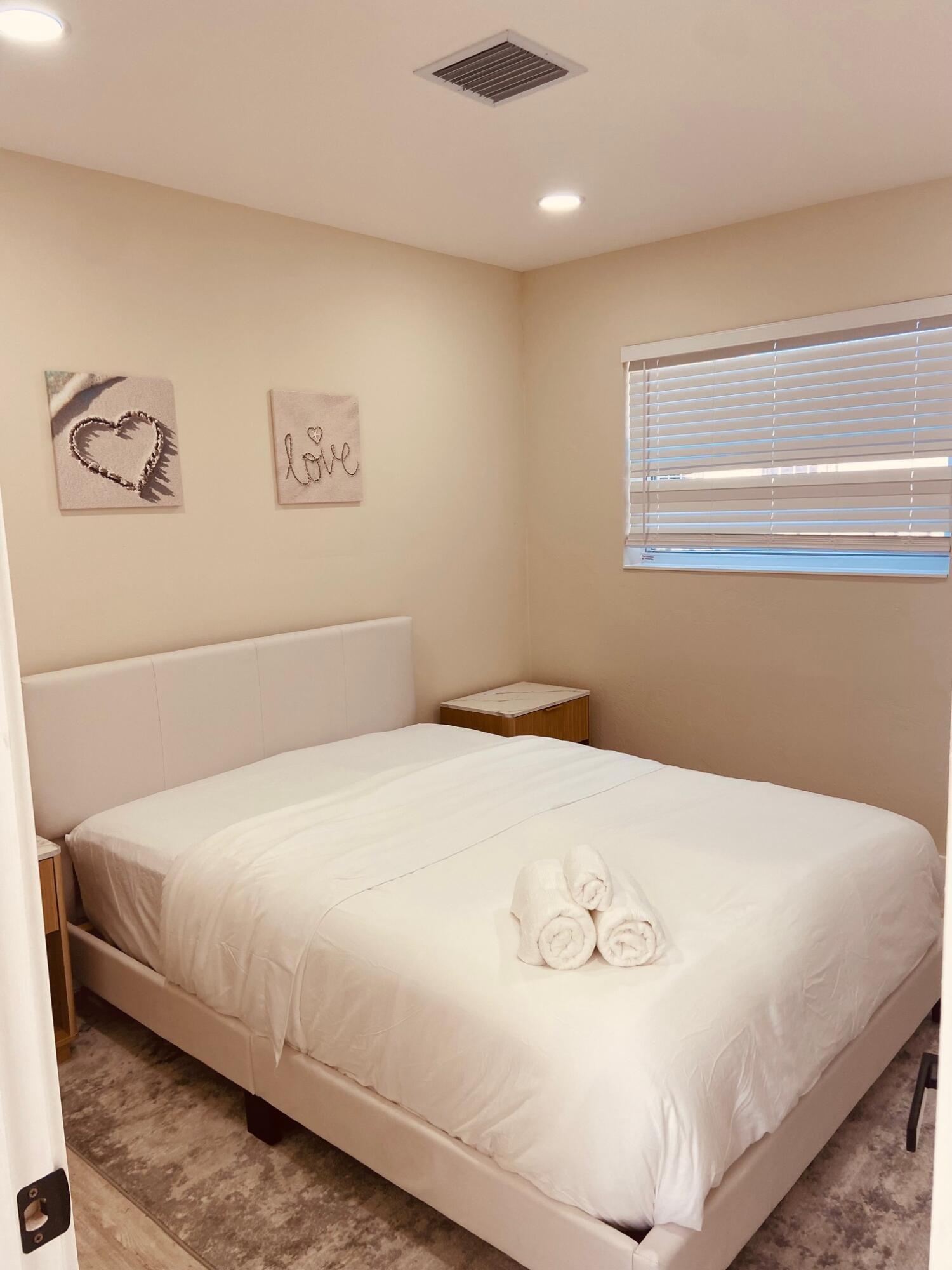 DEL IDA PARK - Residential Lease