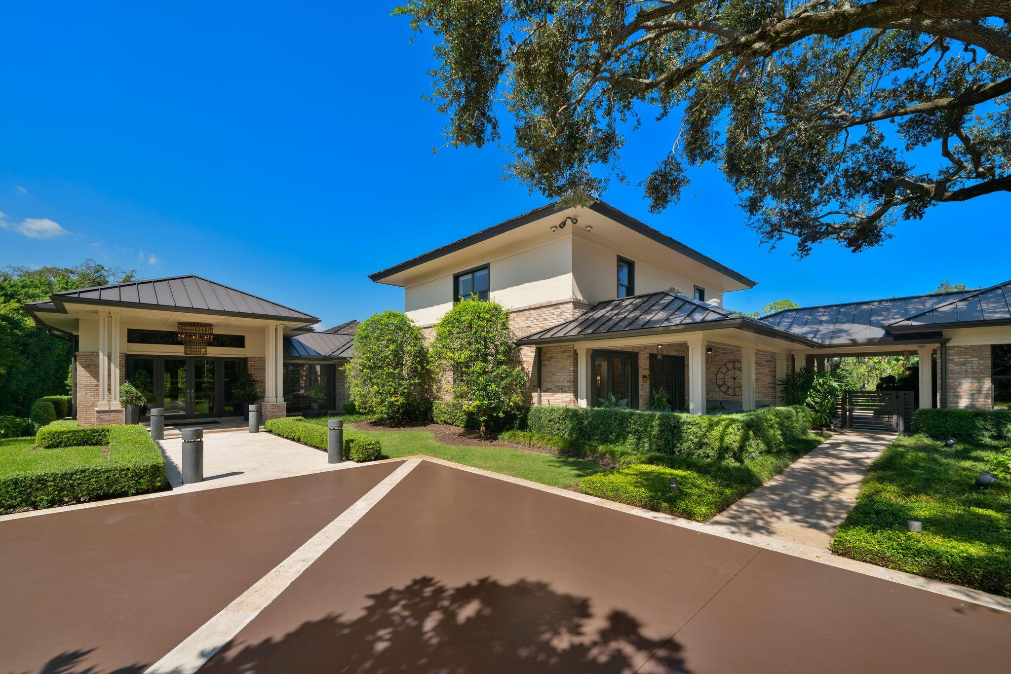 3 PEACOCK Lane
