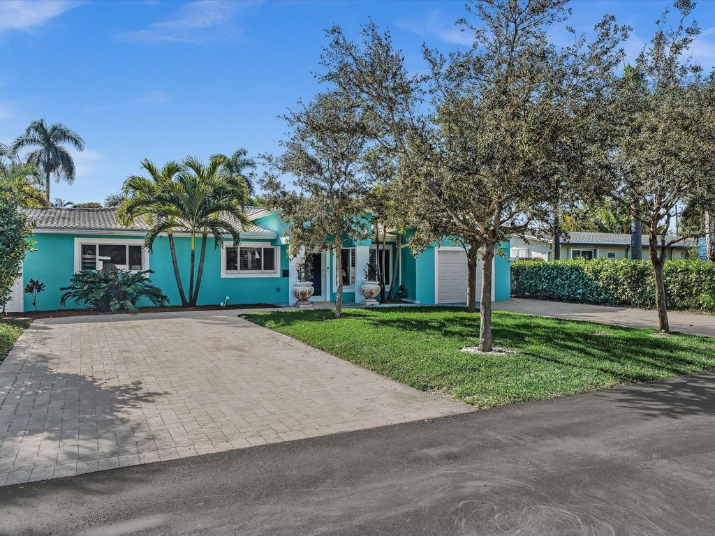 Photo of 2650 NE 20th St, Pompano Beach, FL 33062 (MLS # F10542388)