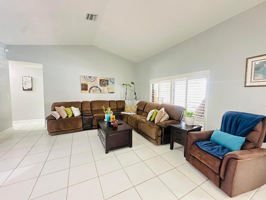 21023 Rustlewood Avenue