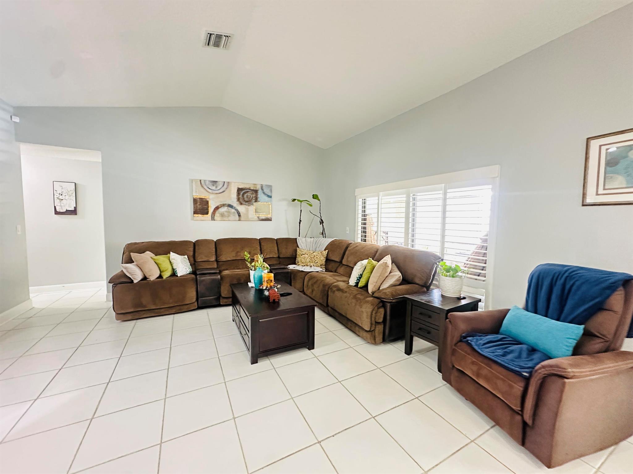 COUNTRY LANDING SEC 3 - Residential