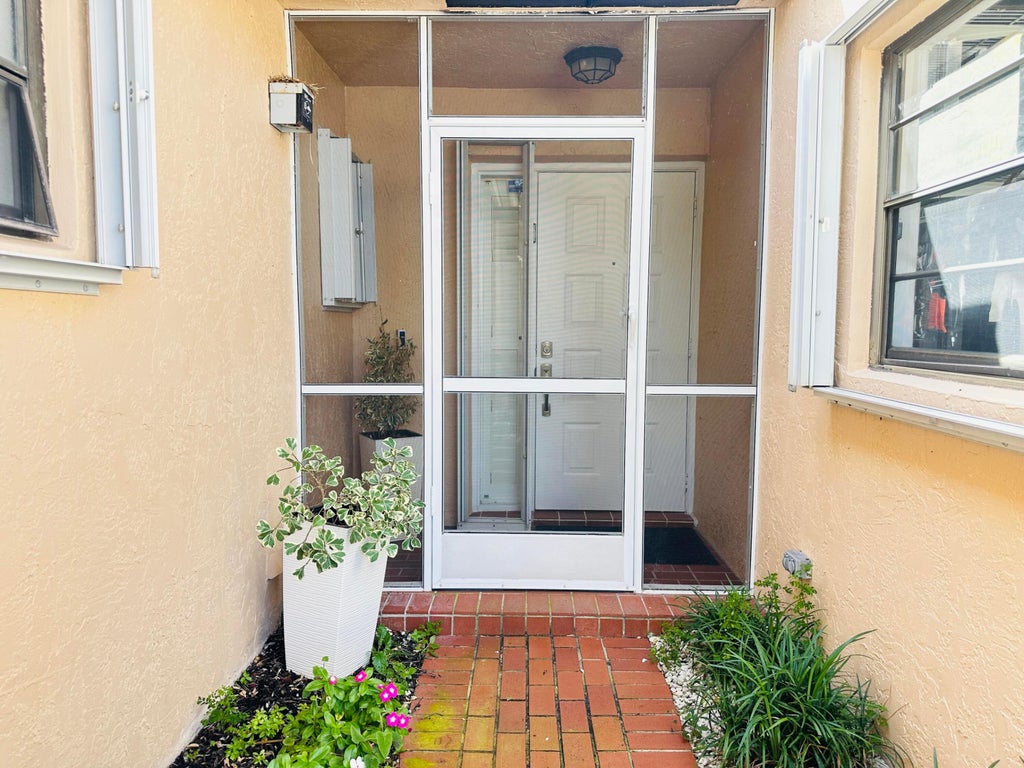 Photo of 21023 Rustlewood Avenue, Boca Raton, FL 33428 (MLS # R11139969)