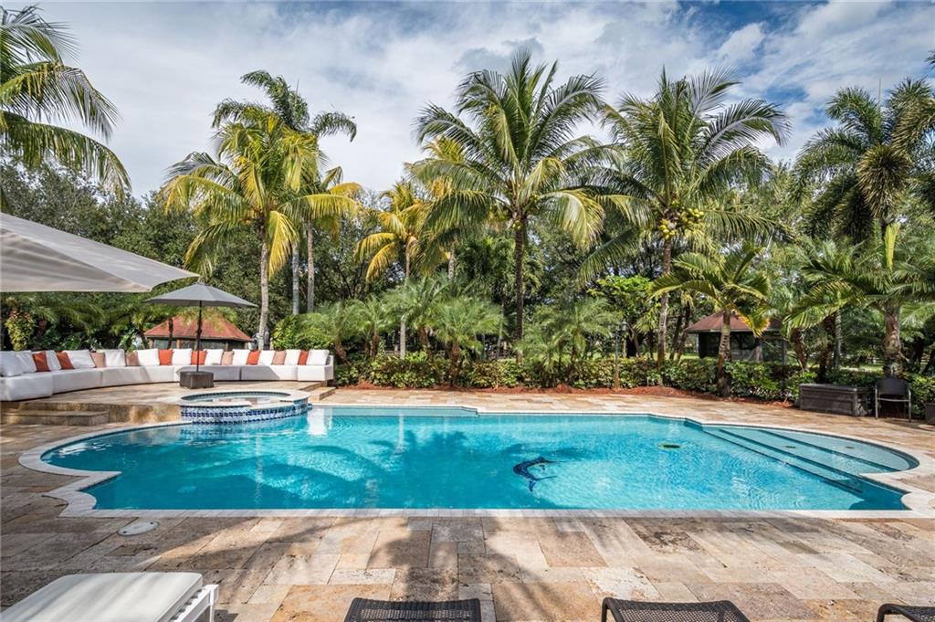 Valenzuela Parcels 170-17 - Residential