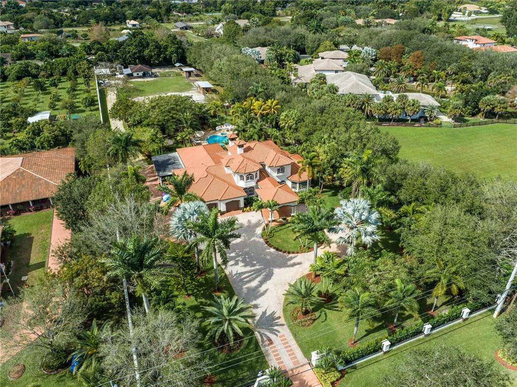 Valenzuela Parcels 170-17 - Residential