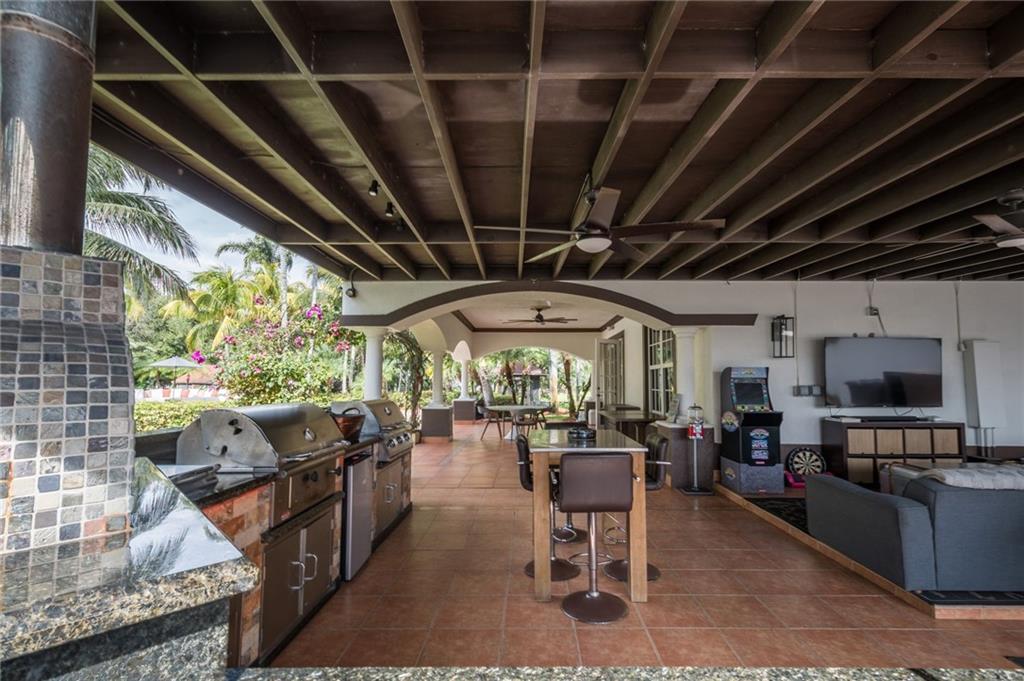 Valenzuela Parcels 170-17 - Residential