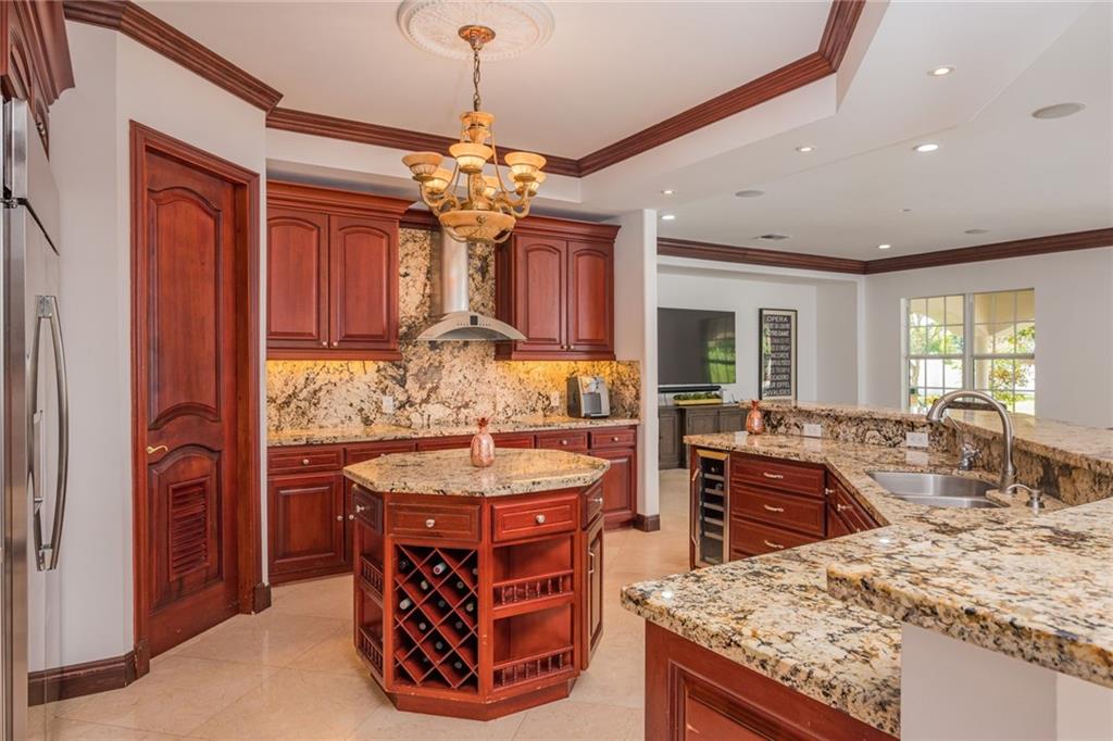 Valenzuela Parcels 170-17 - Residential