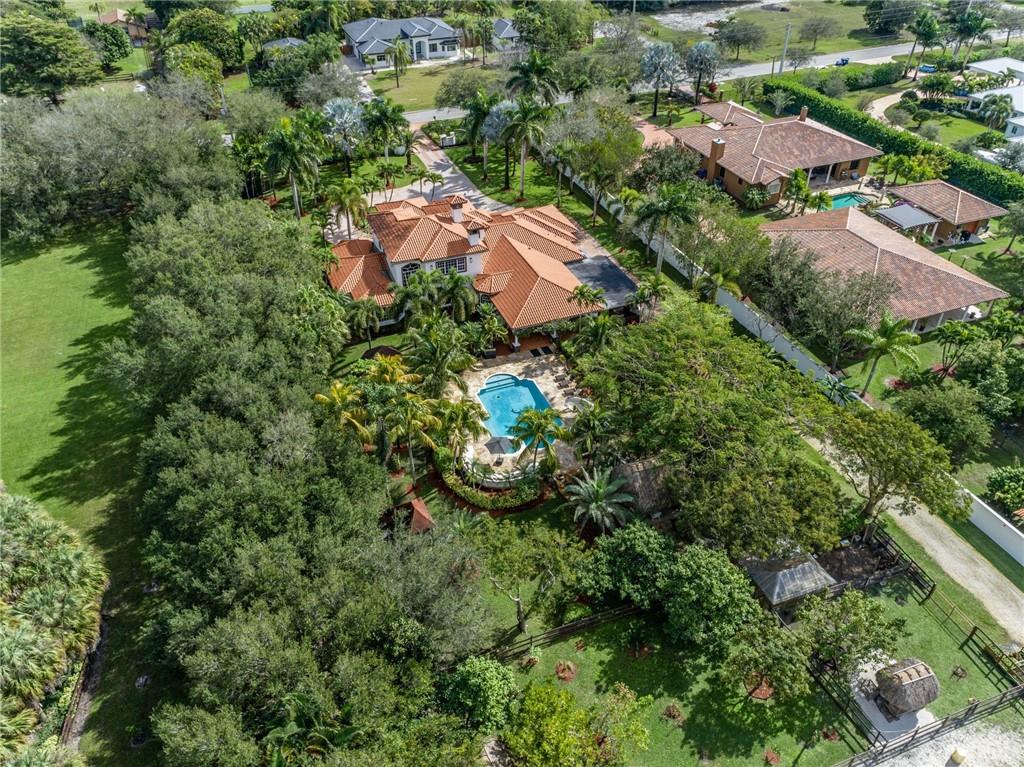 Valenzuela Parcels 170-17 - Residential