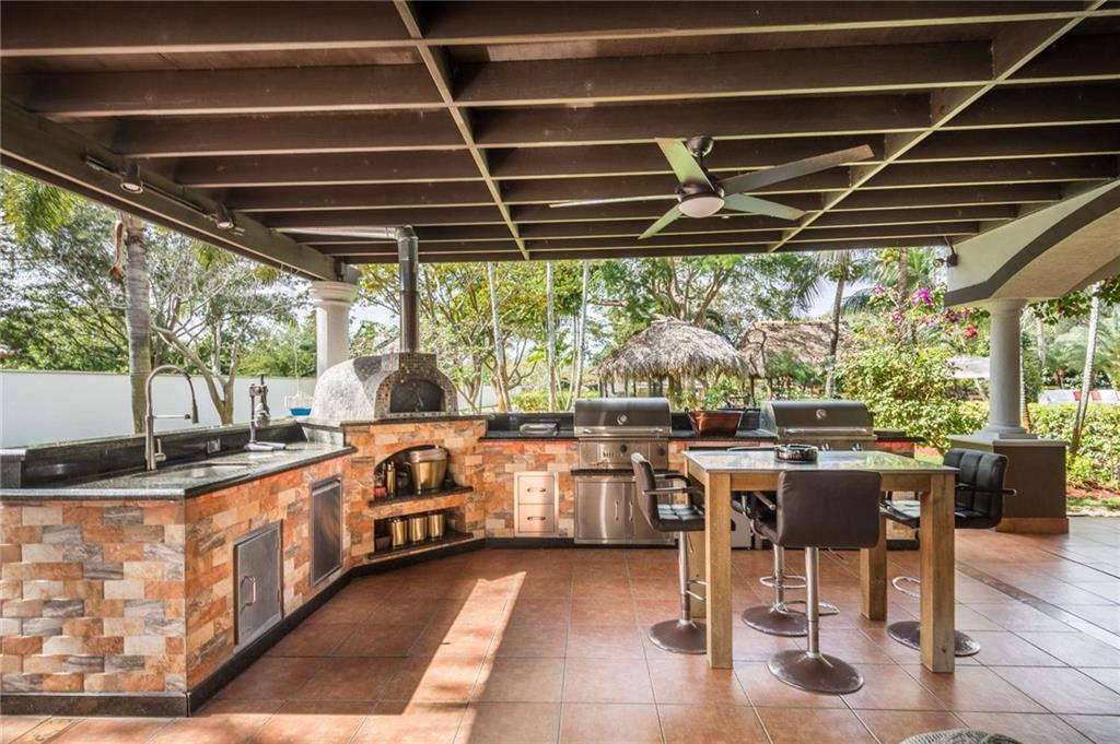 Valenzuela Parcels 170-17 - Residential