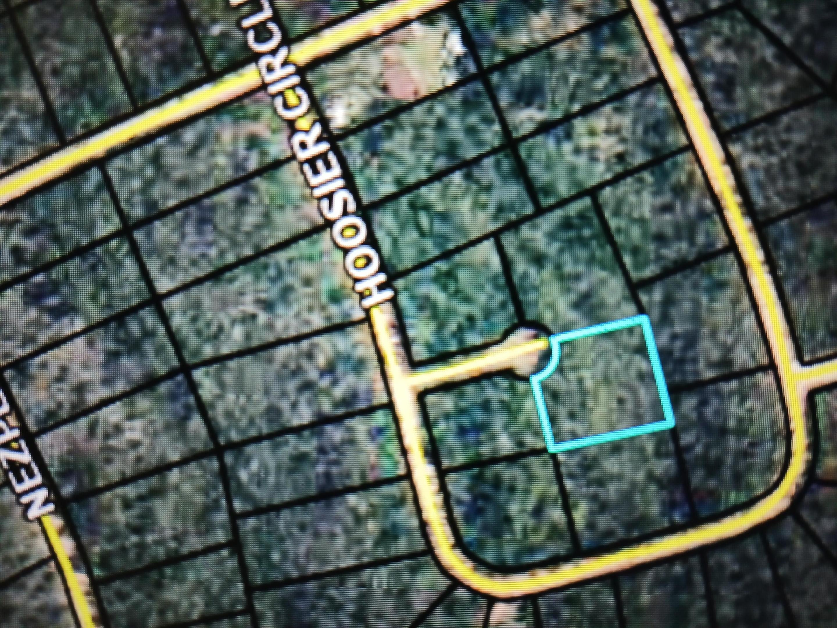 Compass Lake in the Hills - Land