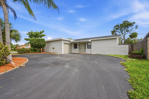 Photo of 9671 NW 24th Street, Sunrise, FL 33322 (MLS # B26038428)