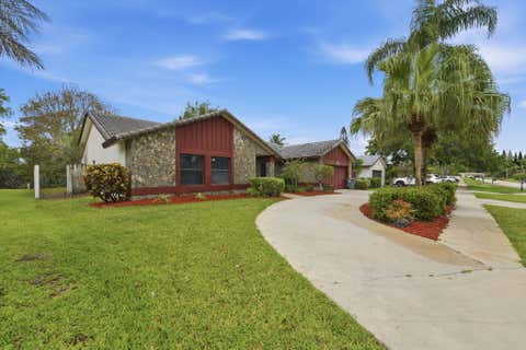 Photo of 21074 Shady Vista Lane, Boca Raton, FL 33428 (MLS # B26020081)